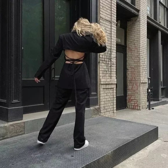 Danielle Bernstein / WeWoreWhat Cut Out Open Back Blazer in Black